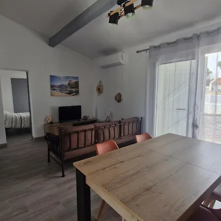 Verger - Maison De Plain Pied - 2 - Clim - 2 Grandes Terrasses - Proche Et Commerces
