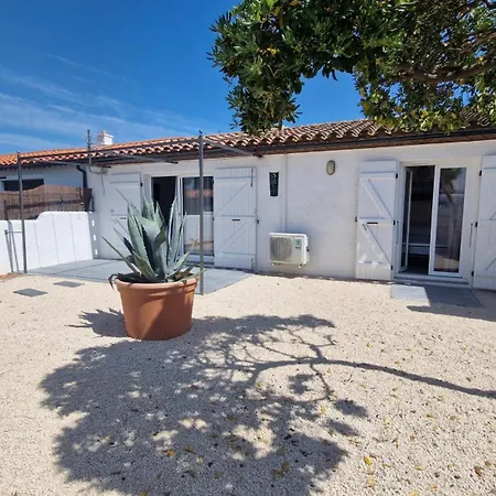Verger - Maison De Plain Pied - 2 - Clim - 2 Grandes Terrasses - Proche Et Commerces Holiday home *